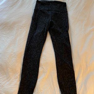 Ankle lululemon animal print leggings